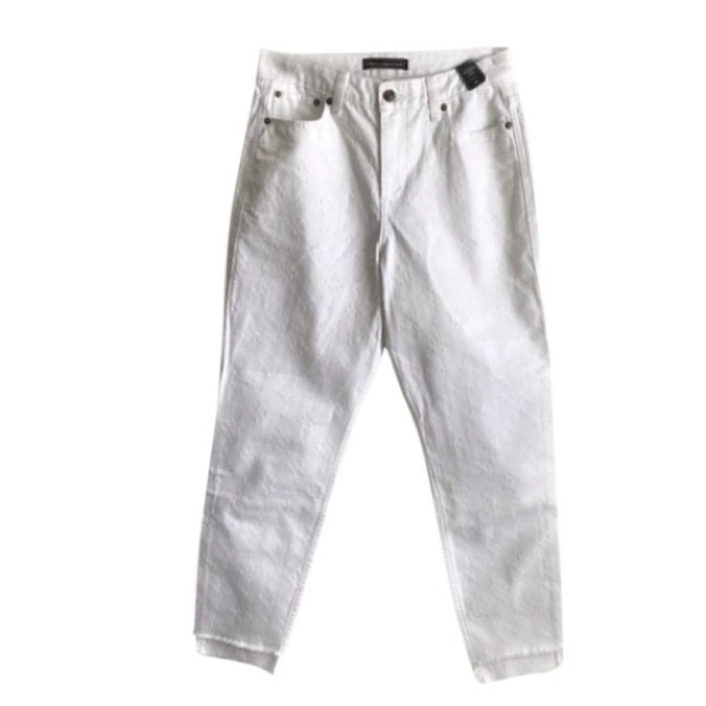 NWT Abercrombie & Fitch White Jeans